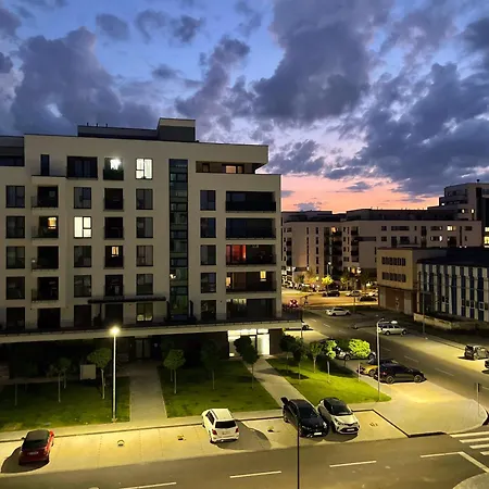 Apartment Cityscape Oasis, Stylish & Cozy Apt, Private Parking Brasov