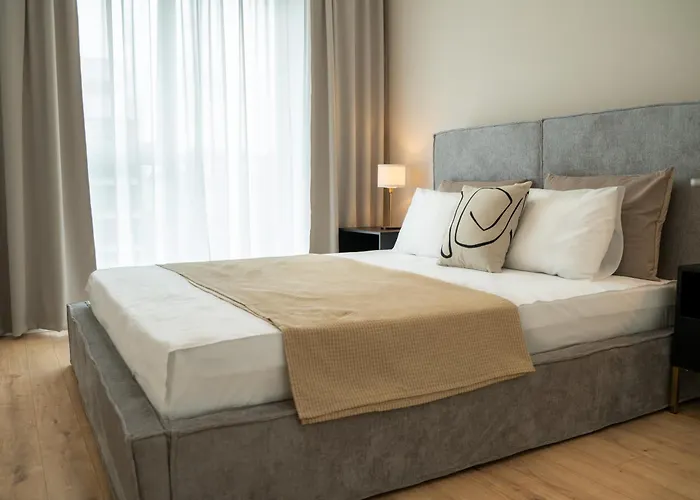 Cozy Cityscape Oasis, Stylish & Cozy Apt, Private Parking Appartement *