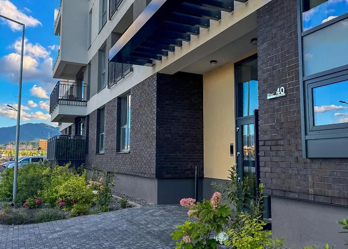 Apartment Cozy Cityscape Oasis, Stylish & Cozy Apt, Private Parking *